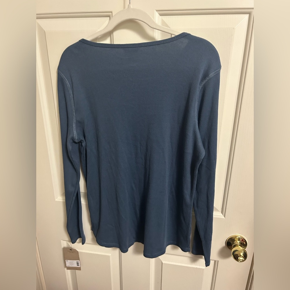 2/$30 Frye and Co. Bering Sea Blue Ribbed Henley Long Sleeve Size Large NWT - Picture 4 of 4